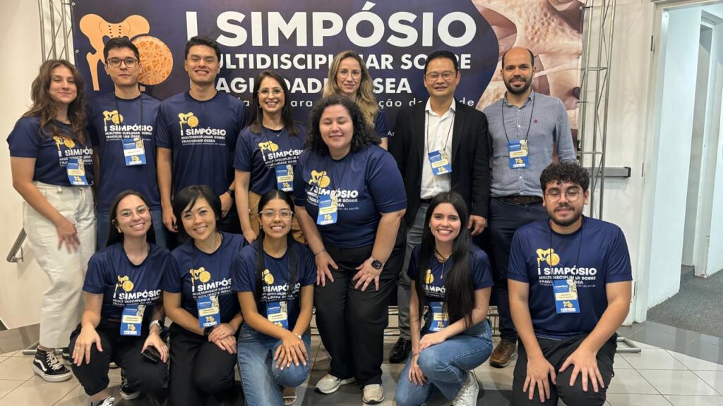 Foto com Coordenadores e Comissão Organizadora do Simpósio.